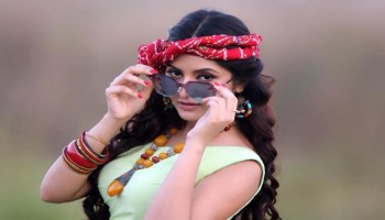 পরীমনির ভিন্ন রকম ঈদ