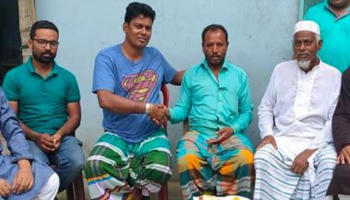 ‘অটো’ চালক খলিলের সততা